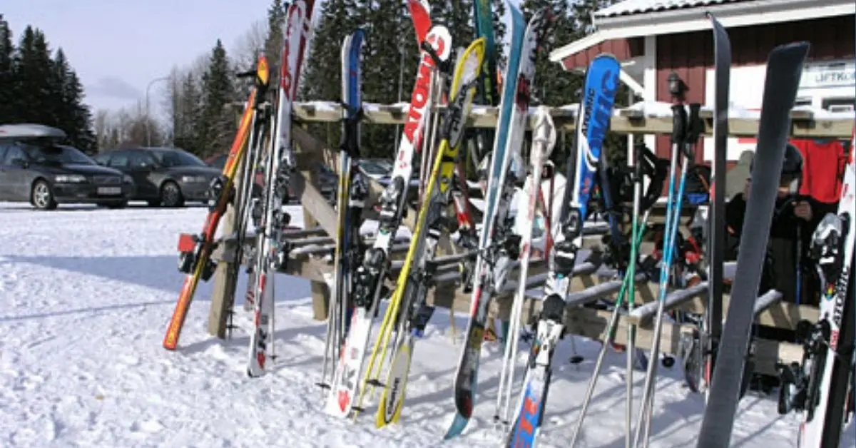Mullsjö Skidcenter – Skiduthyrning