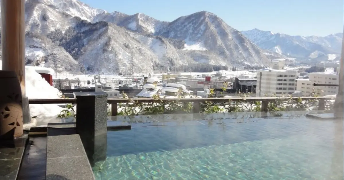 Hotel Futaba, Gala